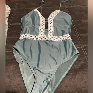 One piece bathing suit